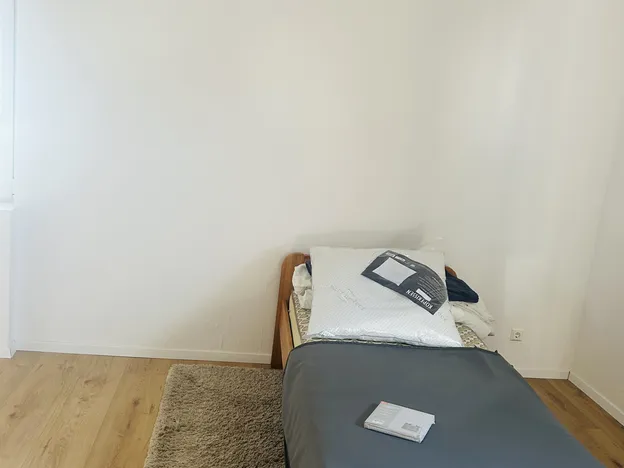 140 QM ERDGESCHOSS WOHNUNG 6-7 PERS. MONTEURE / MESSEGÄSTE ODER FERIENWOHNUNG