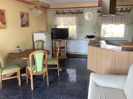 Kwatery Prywatne Villa Pegasus Kassel/Espenau - Niemcy  +49 159 06303092