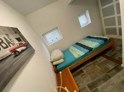 Freistehendes Haus mit 3 Einzelzimmer und 2 Badezimmer - 4