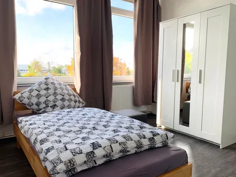 Langenhagen Pokoje Pracownicze (Dla firm i osób prywatnych)