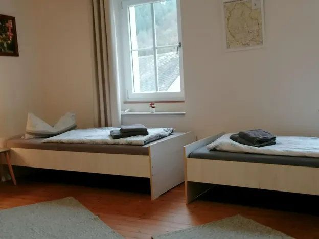 Sehr große Monteurunterkunft in Neuerburg für <20 Gäste
