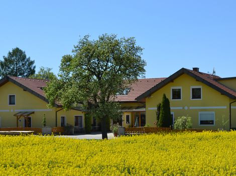 Privatzimmer & Ferienwohnungen Leeb
