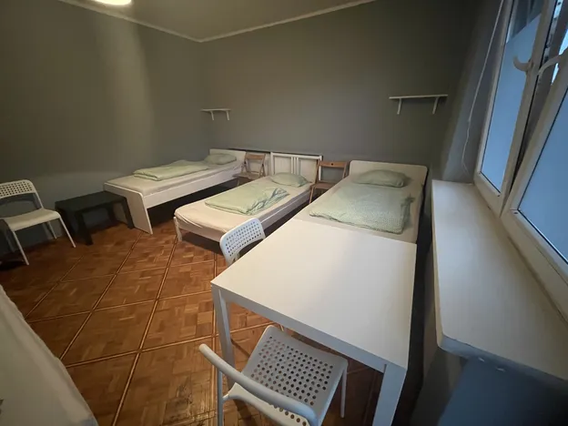 Tanie Nocowanie Warszawa | pokoje dla pracowników Warszawa | Noclegi pod Warszawą