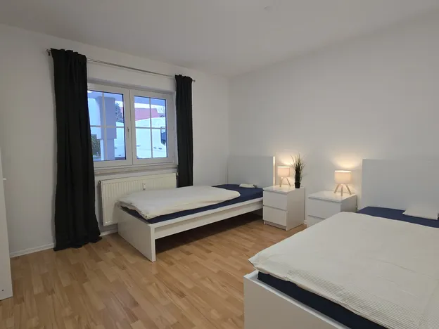 KWATERA24 | Monteurwohnung | Großostheim | 1-4 Personen | WIFI & Parken | 24/7h