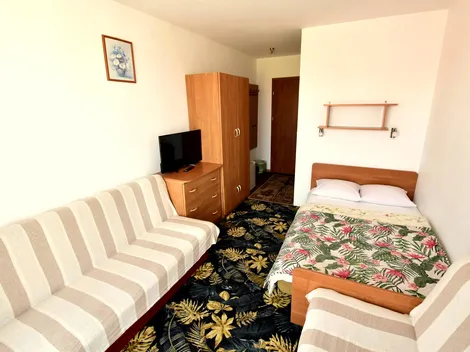 Horn- pokoje pracownicze - 6