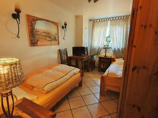 Casa Chabeli Berlin, Pension / Gästehaus, Ferienwohnung - Berlin Steglitz-Zehlendorf