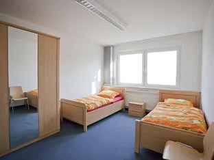 Super günstig - Happy Worker Berlin / Potsdam / Ludwigsfelde / Michendorf / Werder - 1 A Lage bei Berlin - Potsdam - Ludwigsfelde, süd- u. westlicher Ring, Parkplätze gratis!