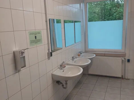 A&M GmbH Kwatery Robotnicze - 3