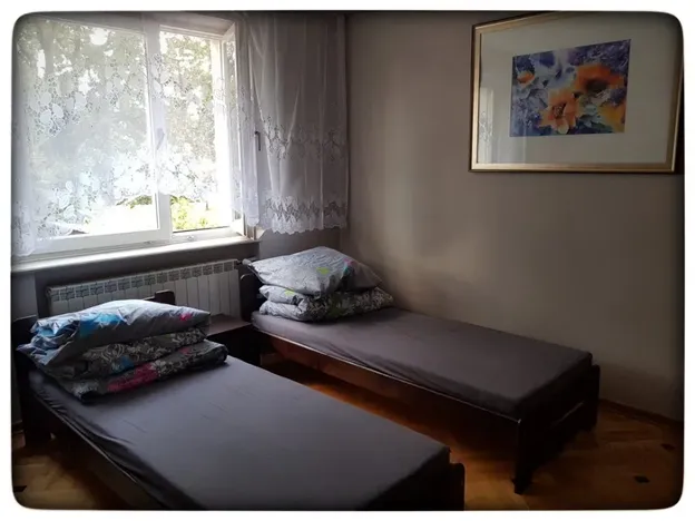 Kwatery pracownicze Warszawa Marki Tanie  Pokoje