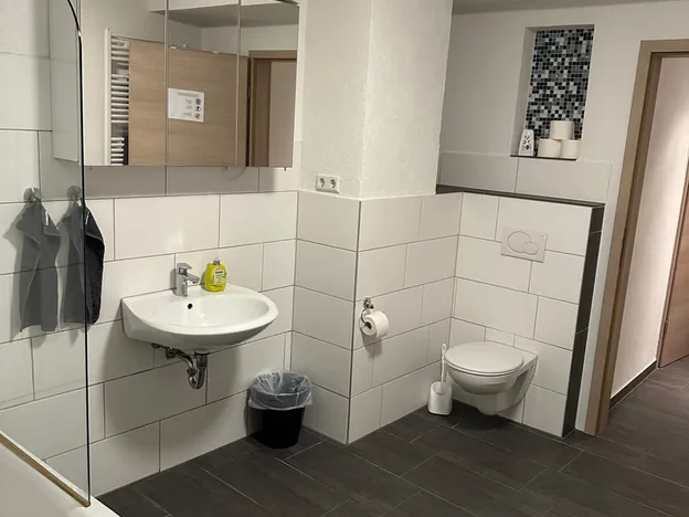 Frisch Modernisierte Monteurzimmer Zeutern