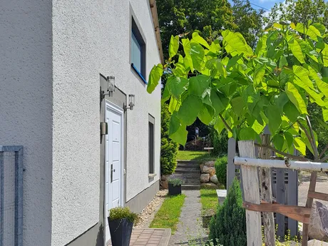 04552 Borna OT Neukirchen - Ferienwohnung Seenlandschaft nähe Harthsee, Garten m. Grill, Fahrradabstellraum