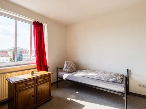 MONTEURUNTERKÜNFTE FÜR GRUPPEN IN CHEMNITZ GÜNSTIG WASCHMASCHINE - 12