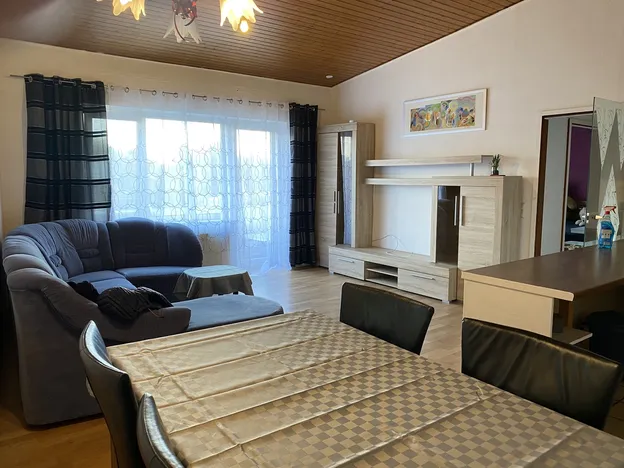 Komplett möblierte Wohnung mit Südbalkon zu verm. Monteurwohnung.