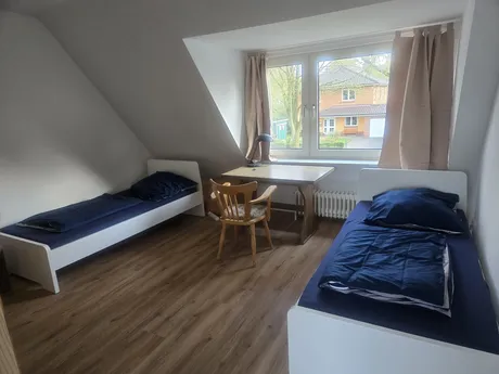 22926 Ahrensburg - Haus Sterntaler bis 9 Pers. mit zwei Bädern und 5 Zimmern