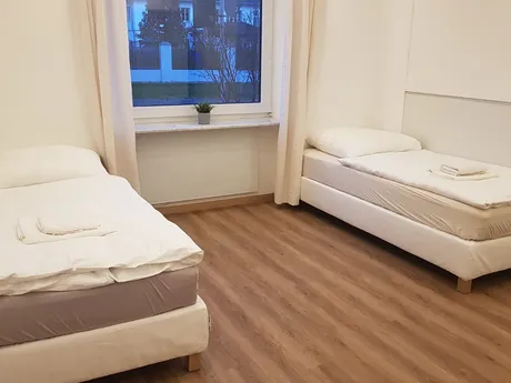 41065 Mönchengladbach - Möbliertes 2-Zimmer Appartement  (Mönchengladbach)