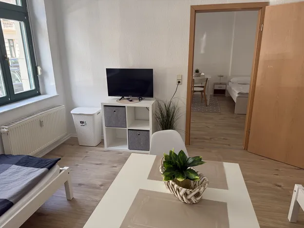 3 Zimmer , Erdgeschoss, Balkon , WLAN , TOP LAGE