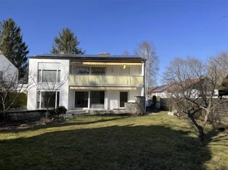 Komplette Haus/Wohnung in München