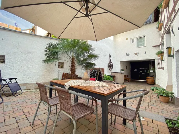 13 NEU Renovierte Monteurzimmer in Wiesbaden und Rüdesheim
