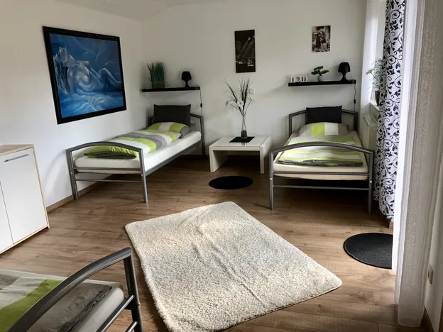 Freie Zimmer -  32 Personen - all inclusive - Monteure