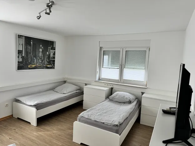 Wohnungen Monteurzimmer komplette Ausstattung Pension für Arbeiter Monteurwohnung freistehendes Haus