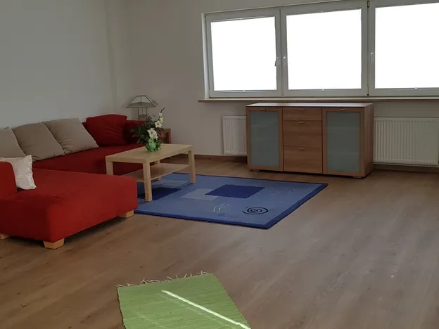 4  ZIMMER COMFORT WOHNUNG / GARTEN!!!