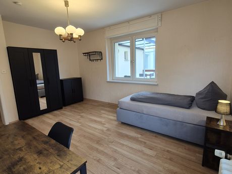 06237 Leuna - Premium Monteurhaus (8-14 Personen)