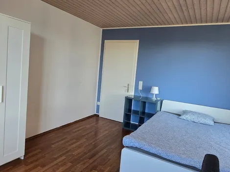 Möblierte Zimmer in St. Gallen City Center // günstige Monatszimmer - sauber, hell und freundlich - 6