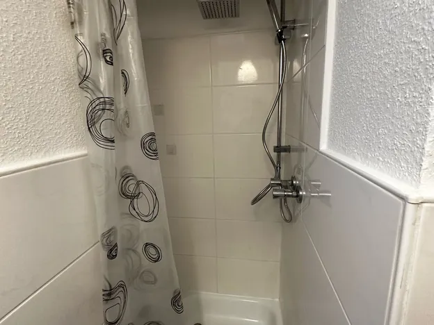 Mieszkanie Pracownicze - Apartament - 4-5  osobowy - Krefeld