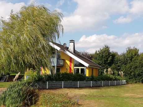 Skandinavisches Ferienhaus am See