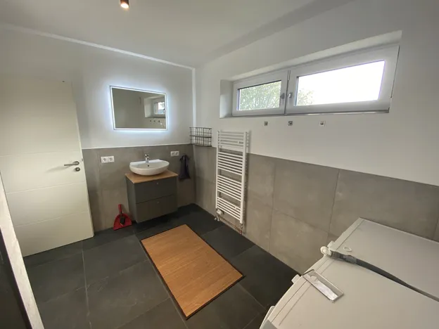 Apartmenthaus A23 - Drei zentrale Apartments mit guter Verkehrsanbindung. WaMa. Parkplatz. etc.