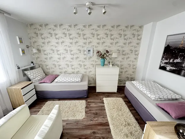 Monteurzimmer und Ferienwohnungen nahe Bonn – Ferienwohnungskomplex „Monteurglück" in Remagen