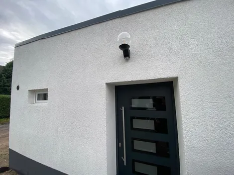 Freistehendes Haus mit 3 Einzelzimmer und 2 Badezimmer
