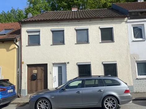 Haus mitten in Landau an der Isar