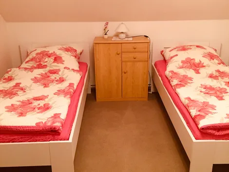 Ferienwohnungen "Am Theater" - top Ausstattung, bis zu 12 Personen - 4