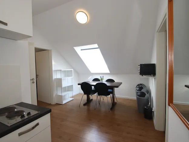 APPARTEMENTS FÜR GESCHÄFTSREISENDE, STUDENTEN, MONTEURE, SINGLES