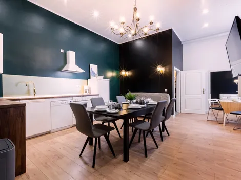 Hevals Grand Appartments - 2