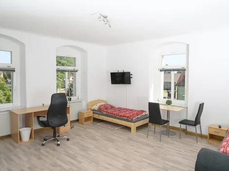 McGoodnight Preiswerte Monteurzimmer in Großenhain ab 13,95 € bis 50 Personen