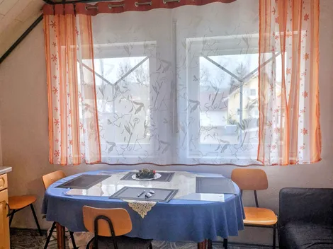 Möblierte Unterkunft Nr. 3 in Mengkofen - 2