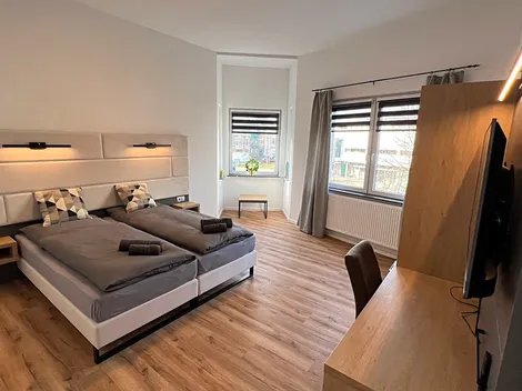 BASSWOODROOMS & APPARTMENTS 24/7 Telefonische Hotline