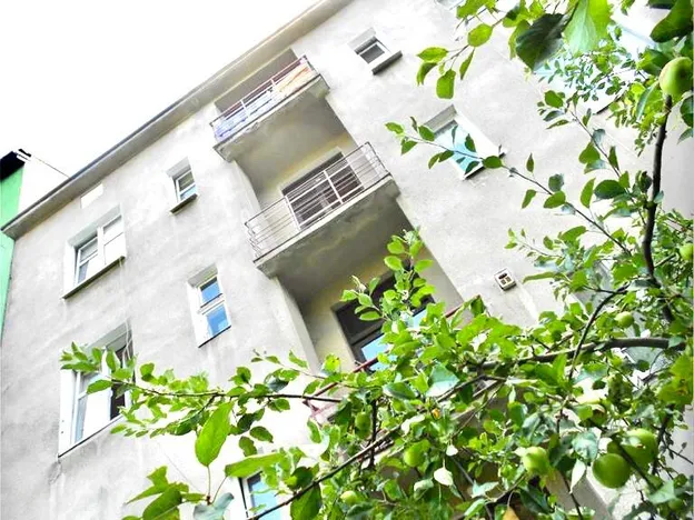 MANAGEMENT/EMPLOYEE-HOTEL„Jak u Pana Boga za Piecem” Kraków Stare Miasto Tanie noclegi pracownicze różne standardy