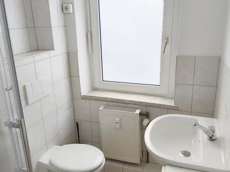 Saubere Wohnung mit kompletter Ausstattung für Monteure, Arbeiter und Berufspendler mit 2 Zimmern - 9