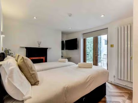 Marine Square Lower Ground Floor