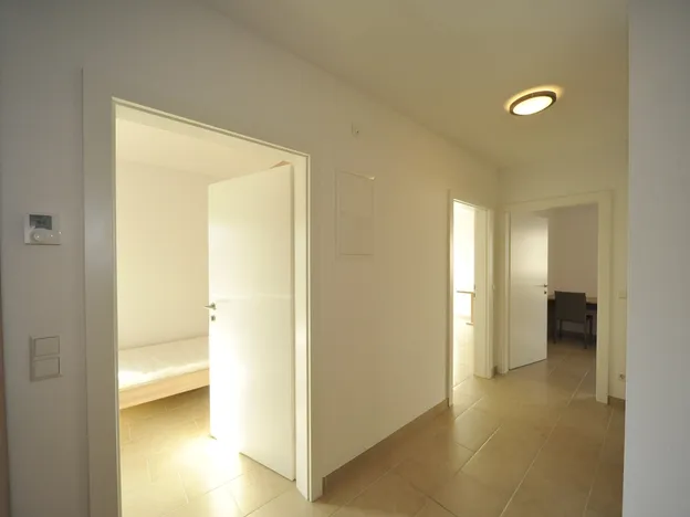 90+ Monteurzimmer in Linz, Einzelbetten, Parkplätze, WIFI, Küchen