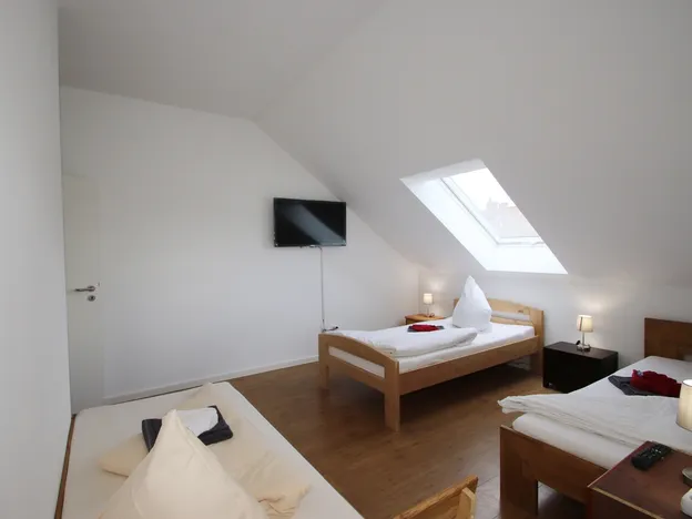 APPARTEMENTS FÜR GESCHÄFTSREISENDE, STUDENTEN, MONTEURE, SINGLES