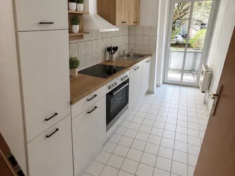 3 Zimmer , Erdgeschoss, Balkon , WLAN , TOP LAGE