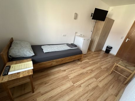 89359 Kötz - .: Monteurzimmer: Günzburg, Leipheim, Ichenhausen, Burgau :.