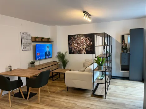 Souterrainwohnung im Grünen