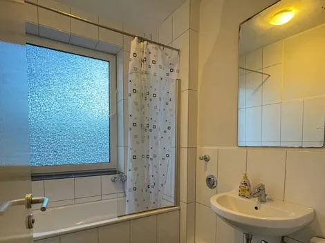 Top Wohnung in Duisburg - Ideal für Monteure - 8