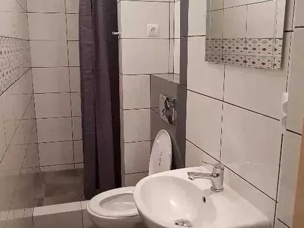 Kwatery pracownicze Warszawa Marki Tanie  Pokoje