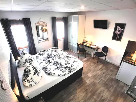 Gästezimmer am Burgplatz Sinsheim